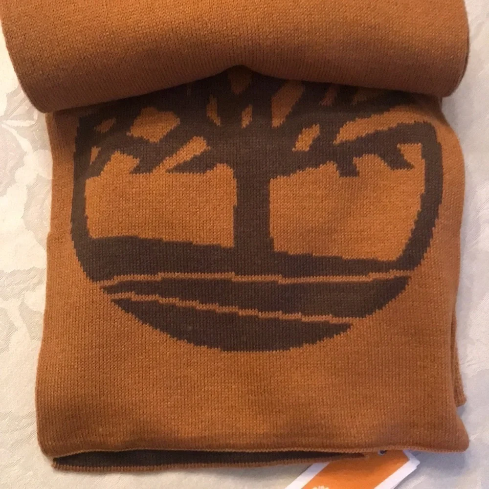 Brand New Timberland Reversible Knit Hat and Scarf Set